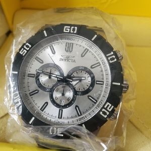 NWT Invicta Pro Diver Watch Black and Chrome